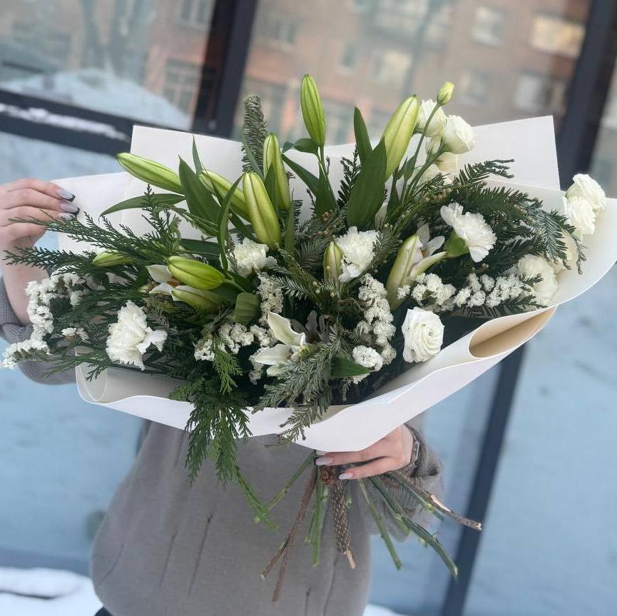 Букет "Яркий хвойный аромат"