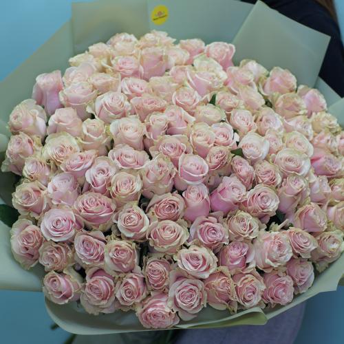 Букет из 101 нежно-розовой розы 60 см