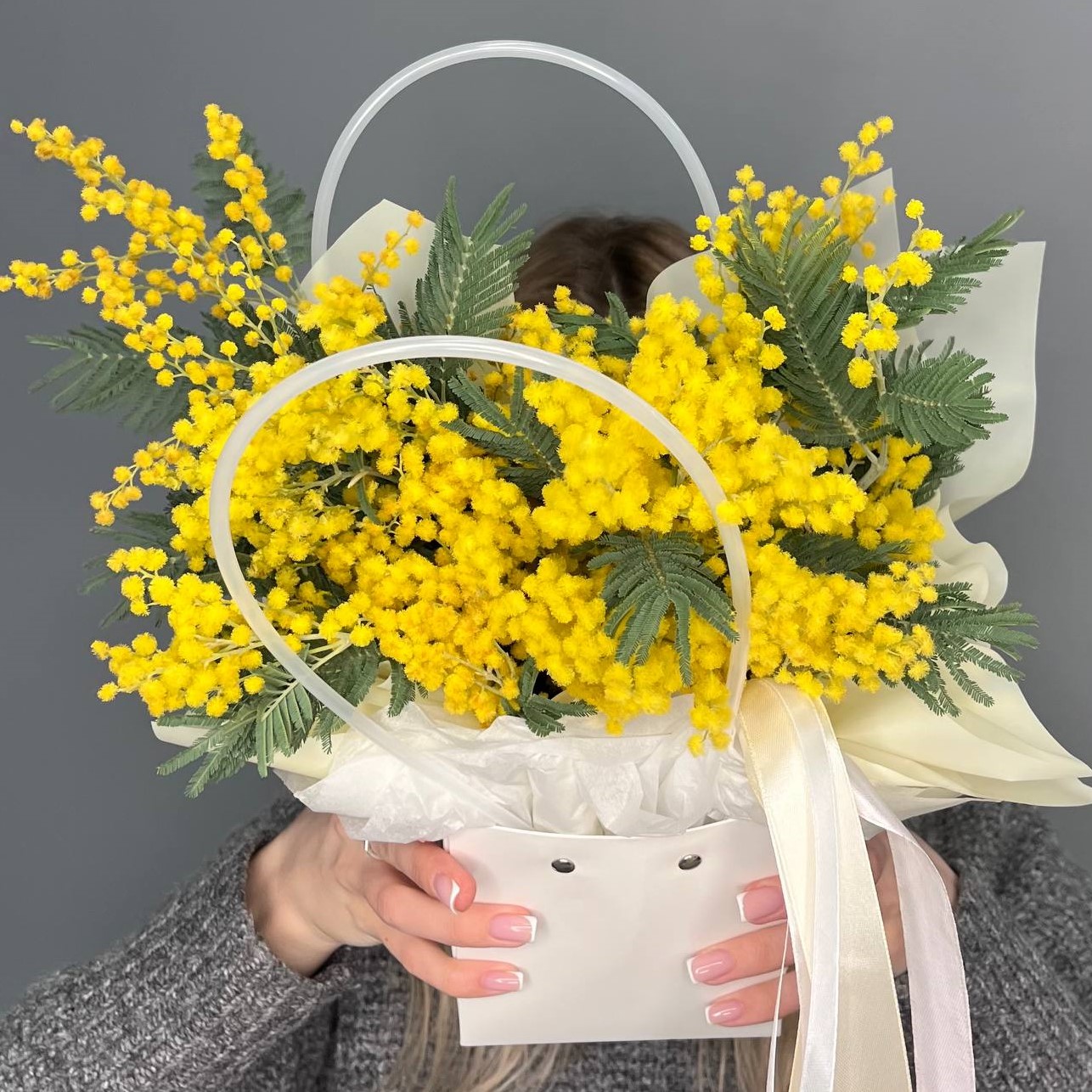 Комплимент из мимозы