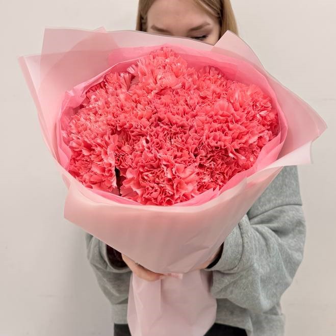 15 розовых диантусов