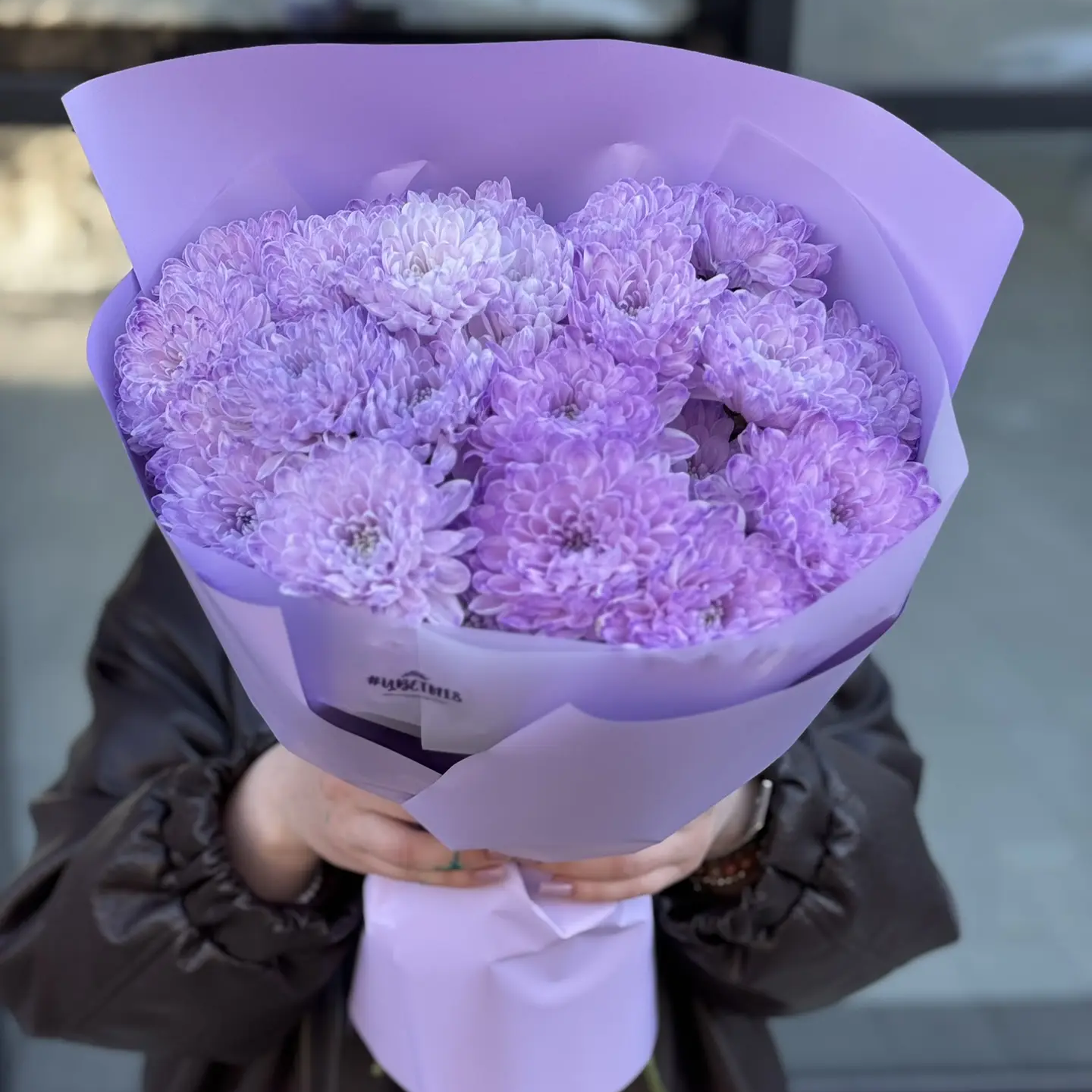 Букет "5 сиреневых кустовых хризантем"