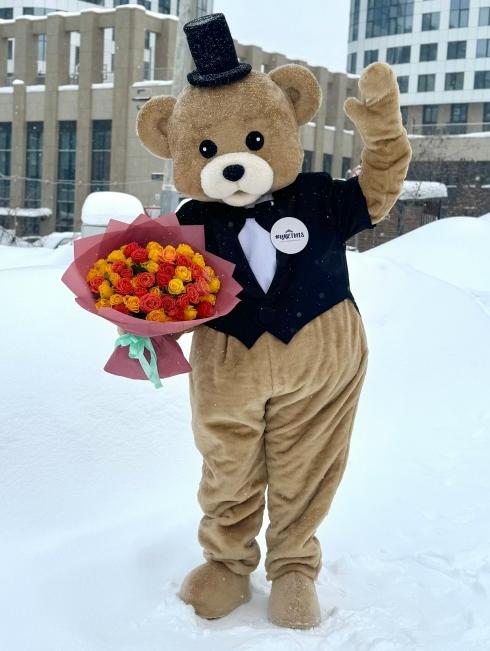 Выезд мишки Топтыжки для вручения букета