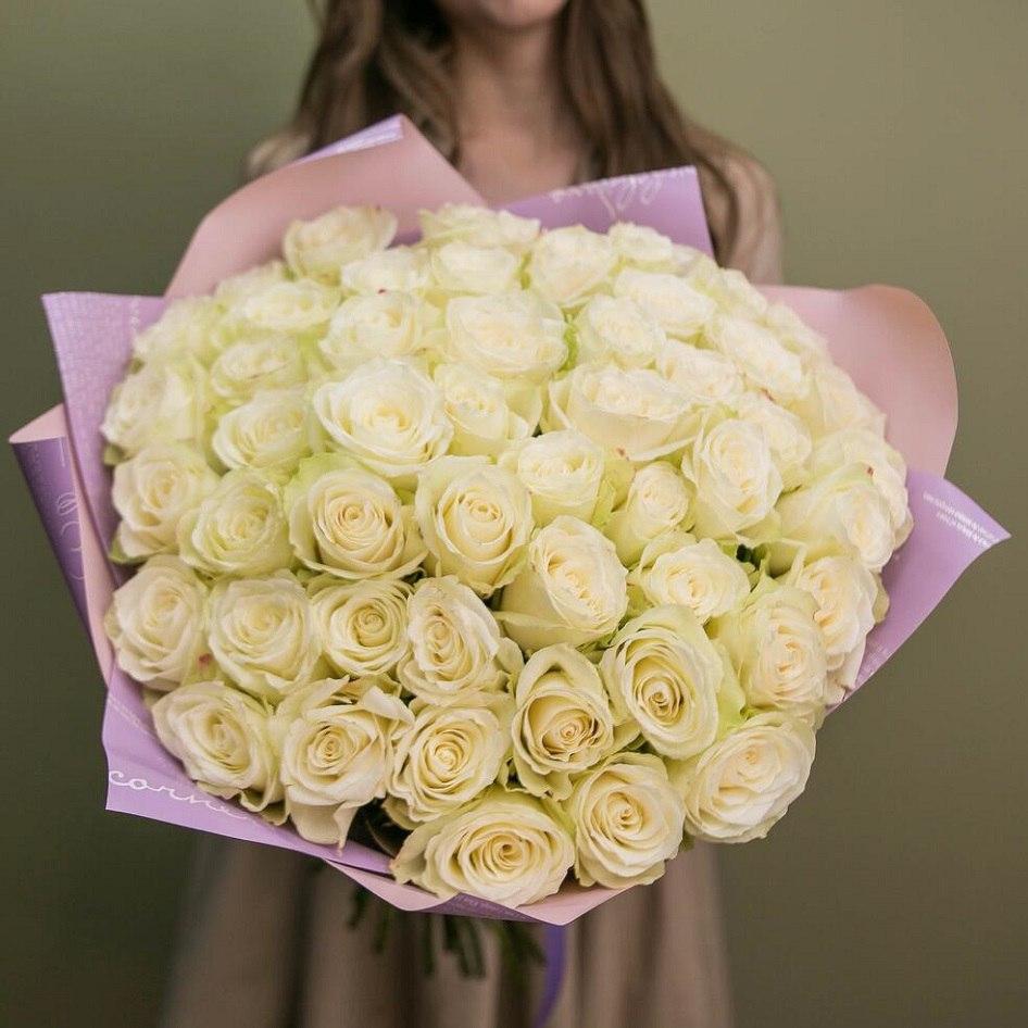 Букет "51 белая эквадорская роза 50/60 см в оформлении"