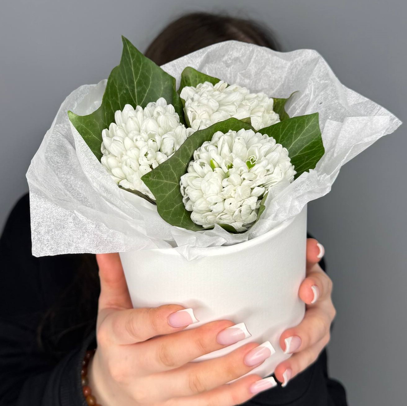 Композиция из подснежников