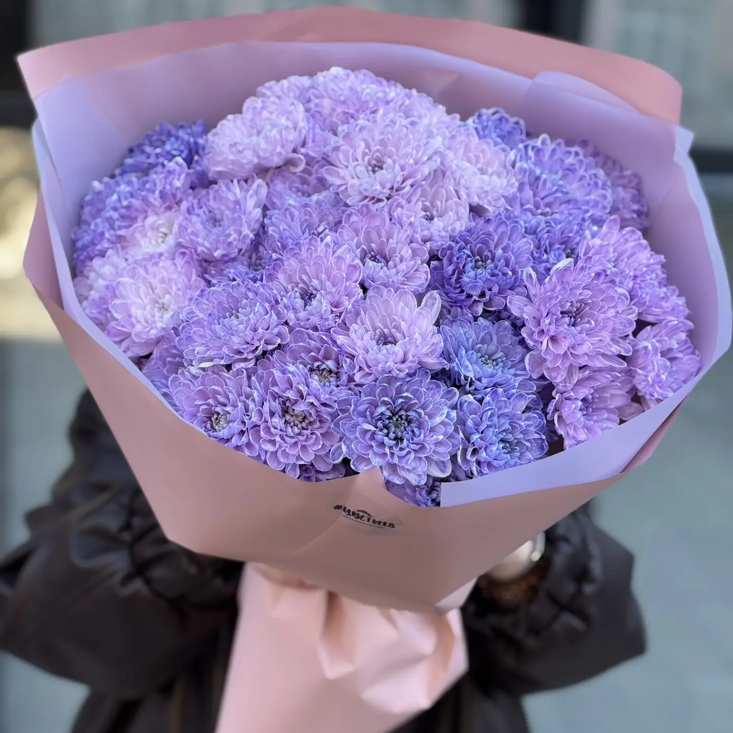 Букет "11 сиреневых кустовых хризантем"